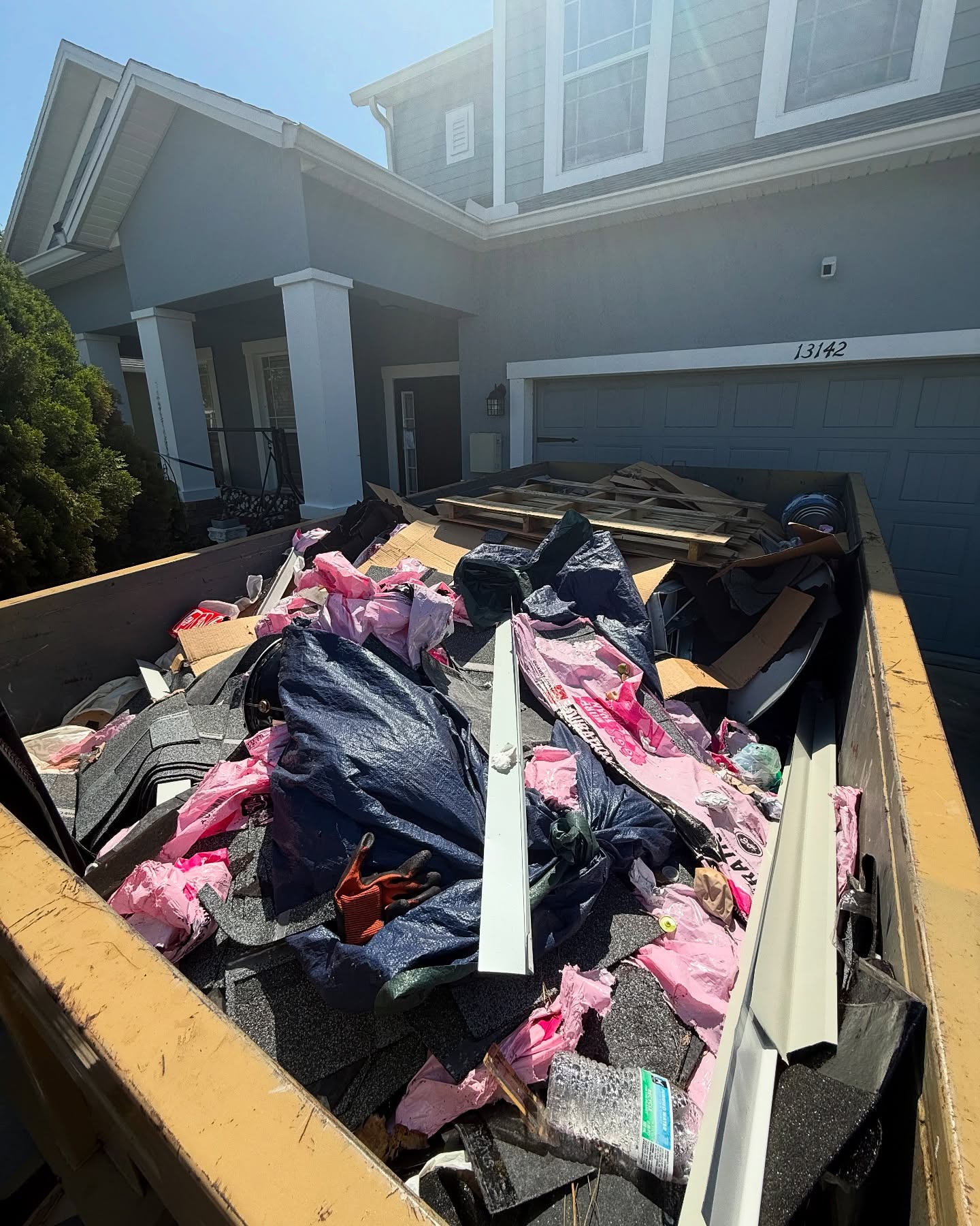 Roofing dumpster rental in Kissimmee FL